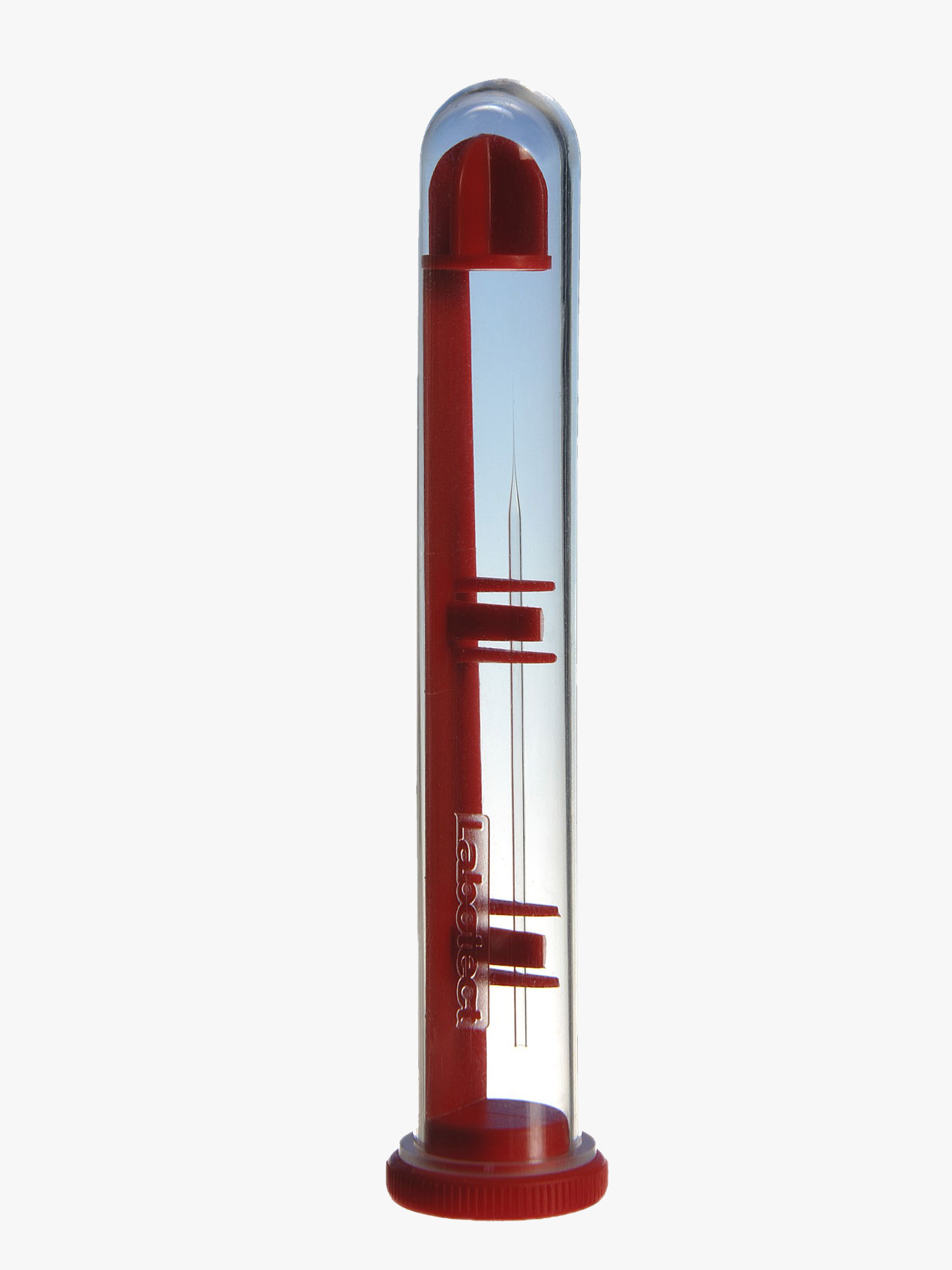 The microinjection pipette is individually packed and easy to identify due to a red marking. It is also protected by a casing.